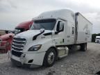 2020 Freightliner Cascadia 116 BOX Truck