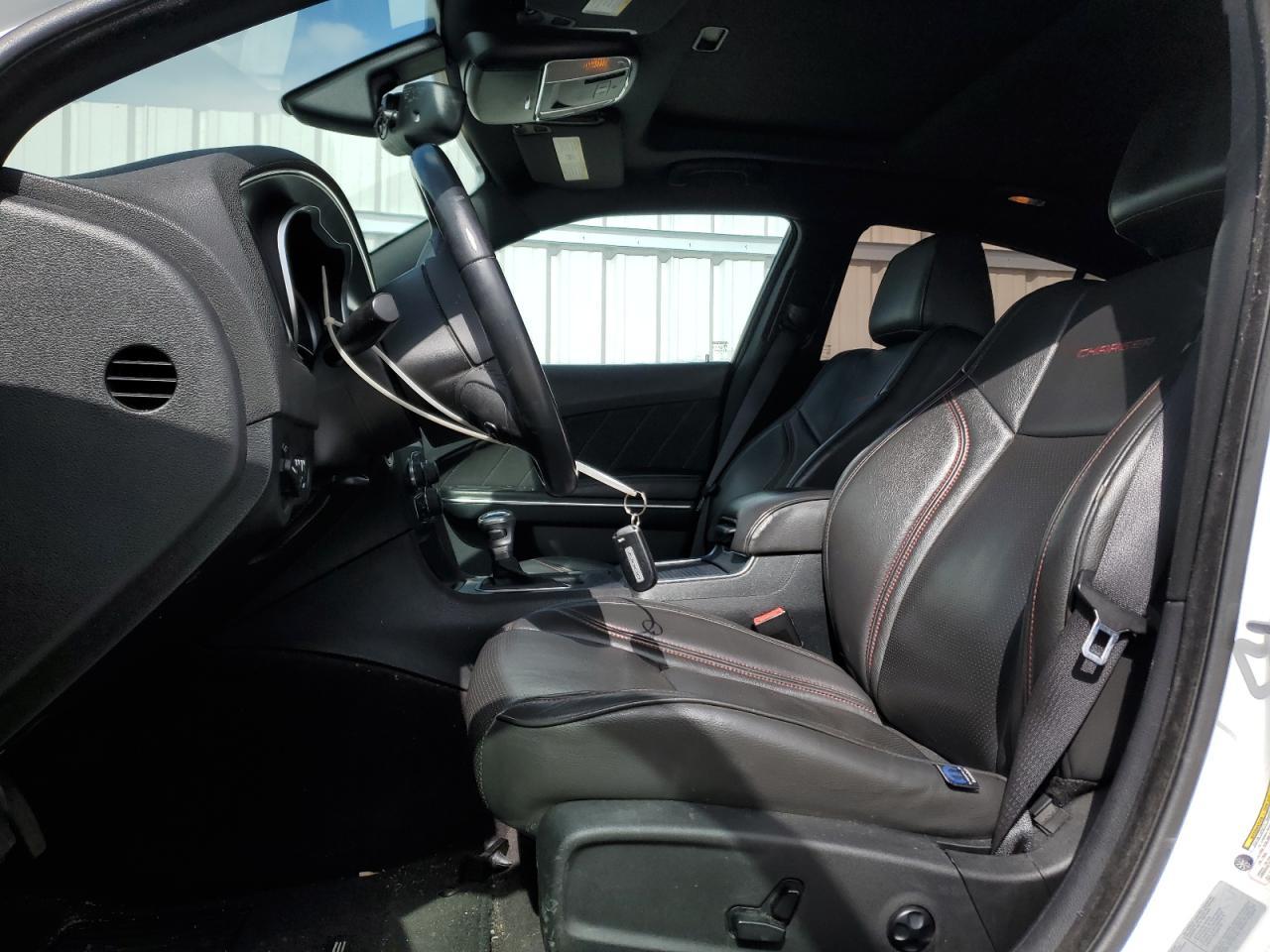 2016 Dodge Charger sxt