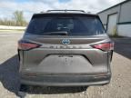 2022 Toyota Sienna LE