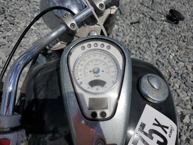 2013 Suzuki VL800 T