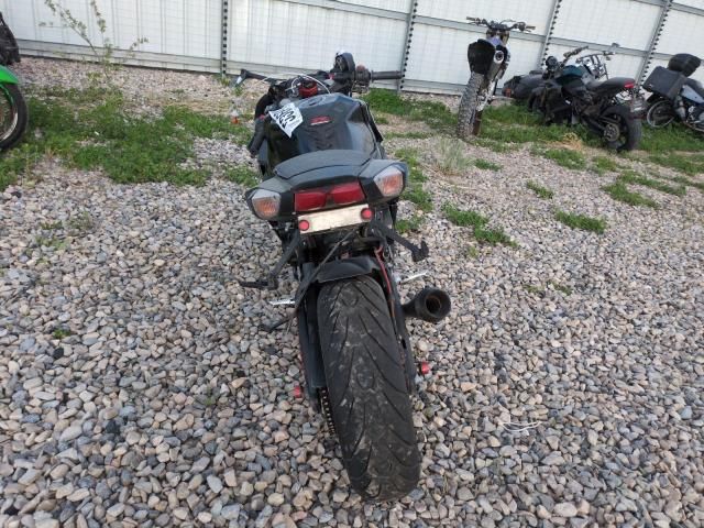 2014 Suzuki GSX-R750