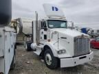 2019 Kenworth T800 Semi Truck