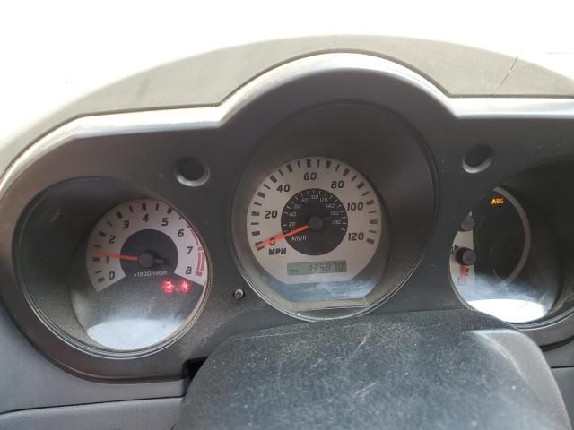 2004 Nissan Frontier Crew Cab XE V6