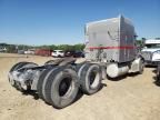 2014 Peterbilt 579 Semi Truck
