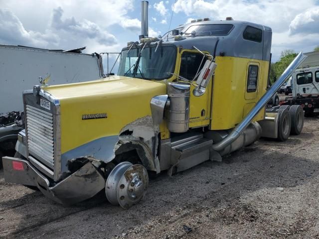 2000 Kenworth W900 Semi Truck