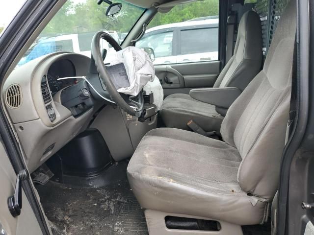 2001 GMC Safari XT