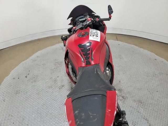 2013 Kawasaki ZX1000 J