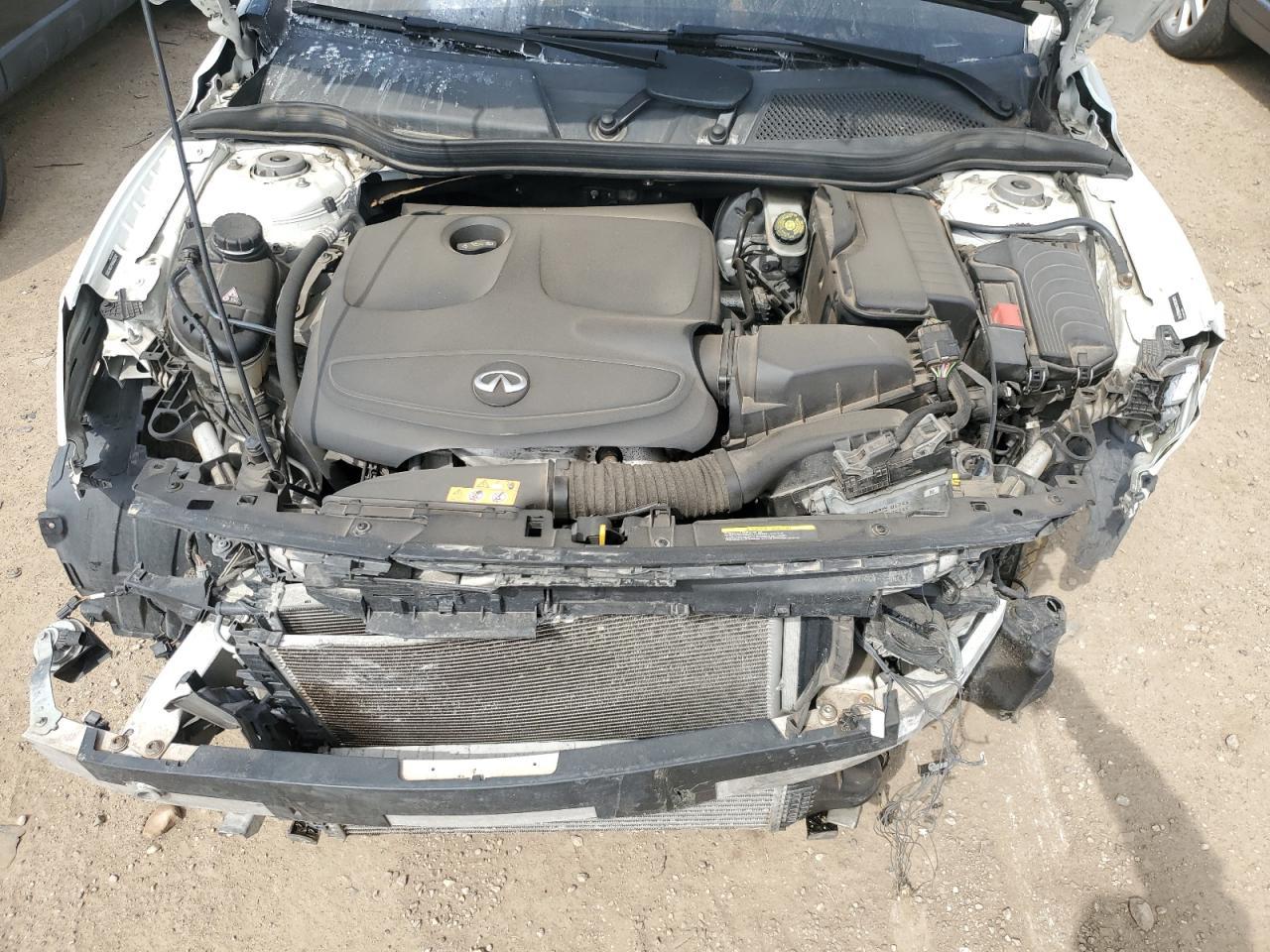 2017 Infinity Qx30 Base