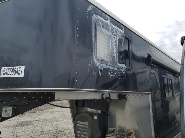 2018 Unknown 2018 Shadow Trailers 69236S-3SL-GN-E-LQ Horse Trai