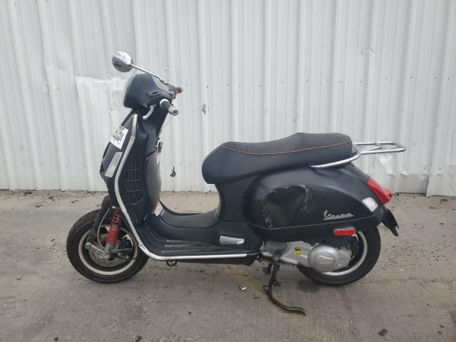 2014 Vespa GTS 300 Super