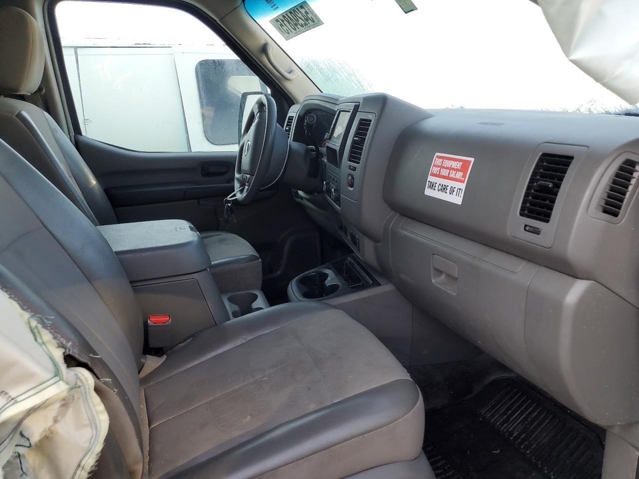 2021 Niss NV 2500 HD SV