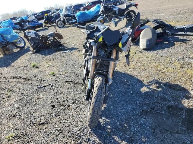 2023 Honda CBR500 RA