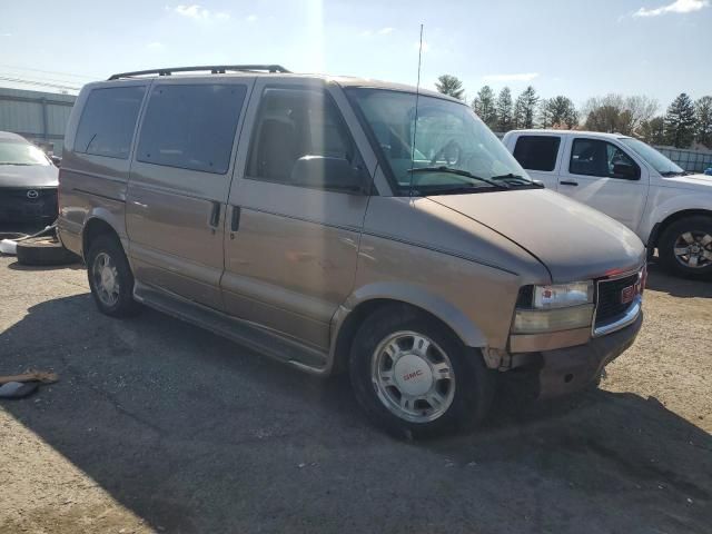 2003 GMC Safari XT