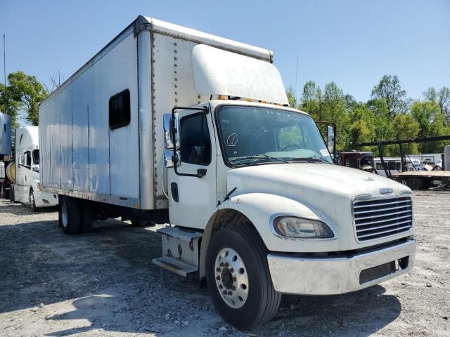 2015 Freightliner Business Class M2 106 BOX Truck