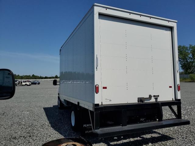 2023 Ford Econoline E350 Super Duty Cutaway Van