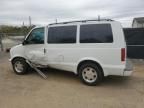 2004 GMC Safari XT