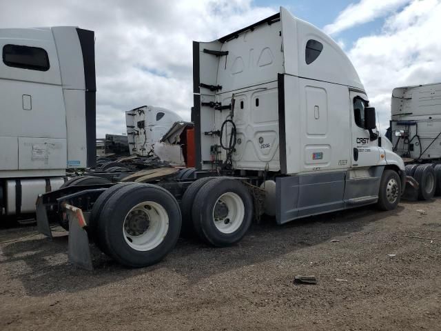 2019 Freightliner Cascadia 125 Semi Truck