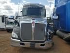 2018 Kenworth T680 Semi Truck