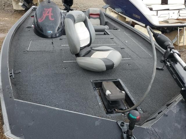 2018 Lowe Boat With Trailer
