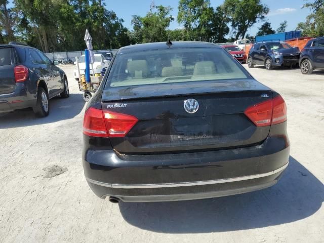 2012 Volkswagen Passat SEL