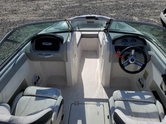 2020 Chaparral 19 SSI