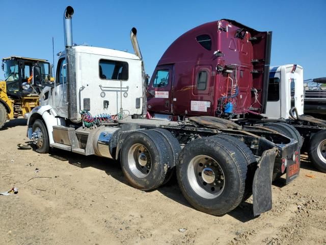 2024 Peterbilt 567 Semi Truck