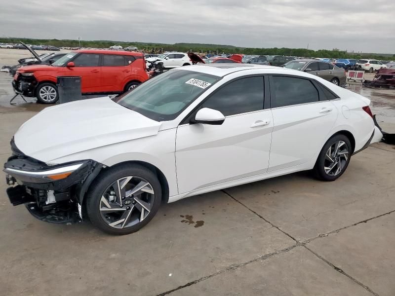 2024 Hyundai Elantra SEL
