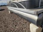 2015 Boat Pontoon