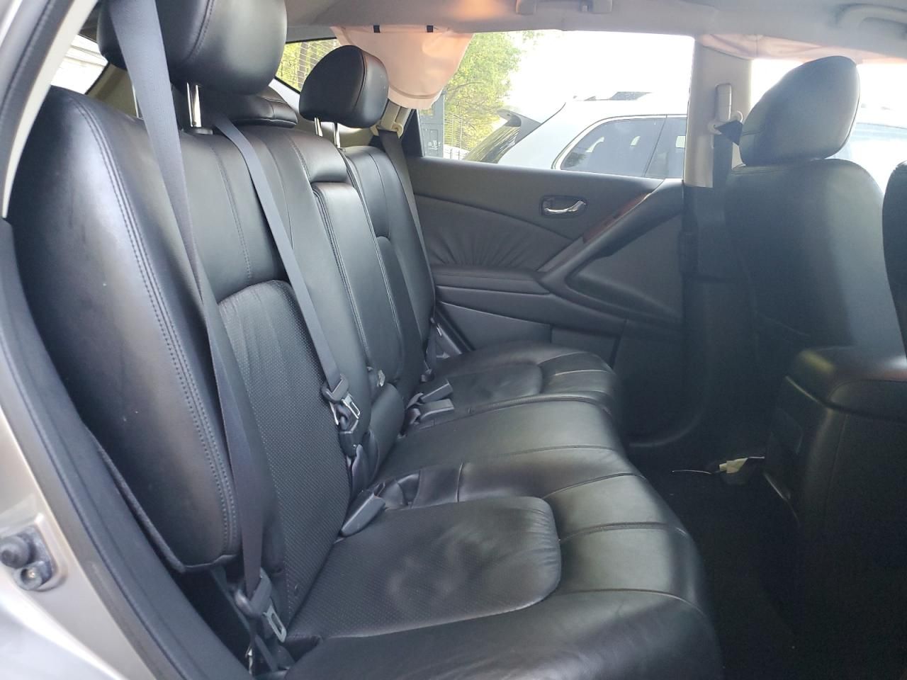 2009 Nissan Murano s