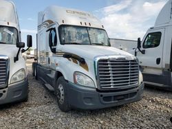 Salvage trucks for sale at Florence, MS auction: 2019 Freightliner Cascadia 125 Semi Truck