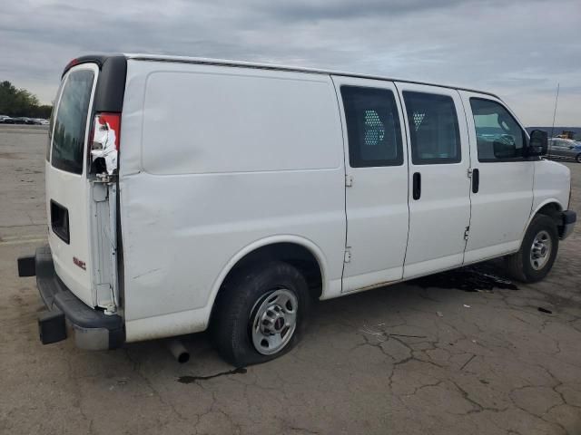 2016 GMC Savana G2500
