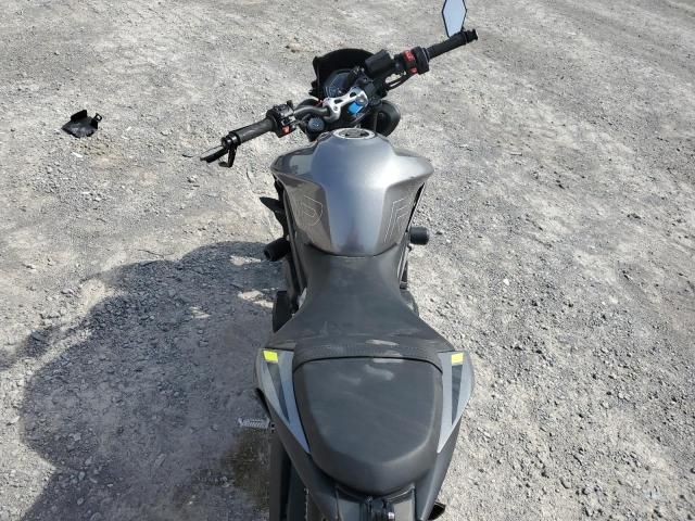 2024 Triumph Street Triple 765 R