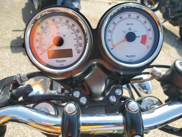 2015 Triumph Thruxton