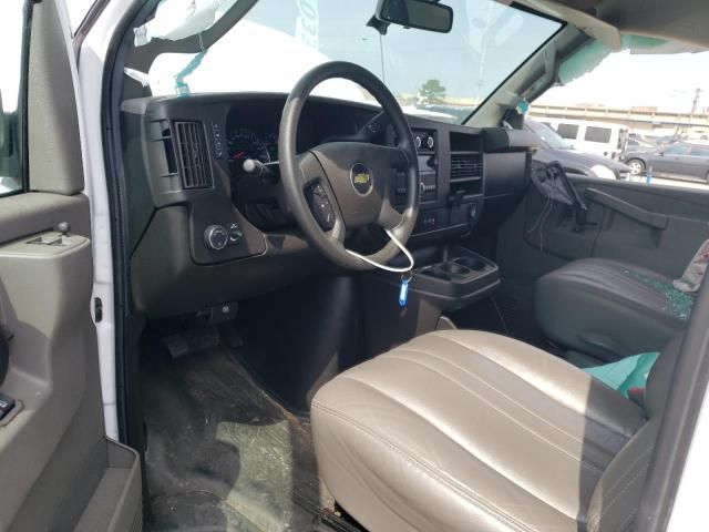 2022 Chevrolet Express G2500