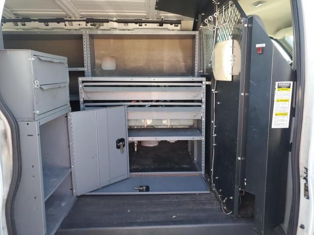 2013 Chevrolet Express G2500