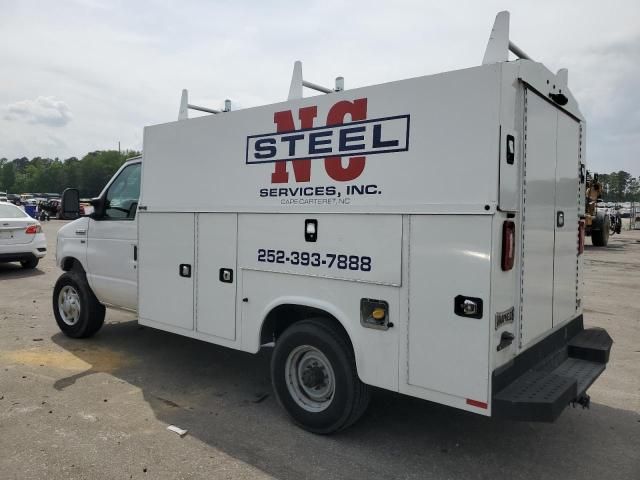 2019 Ford Econoline E350 Super Duty Cutaway Van