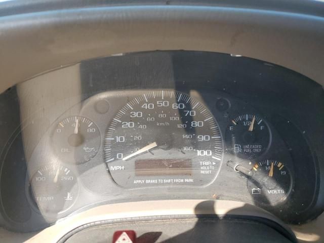 2003 GMC Safari XT