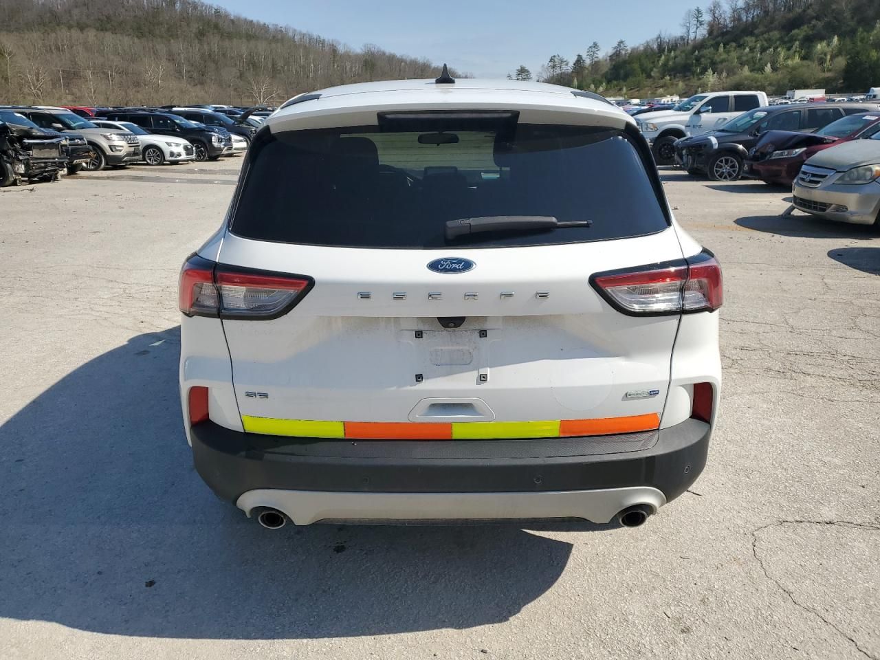 2020 Ford Escape se