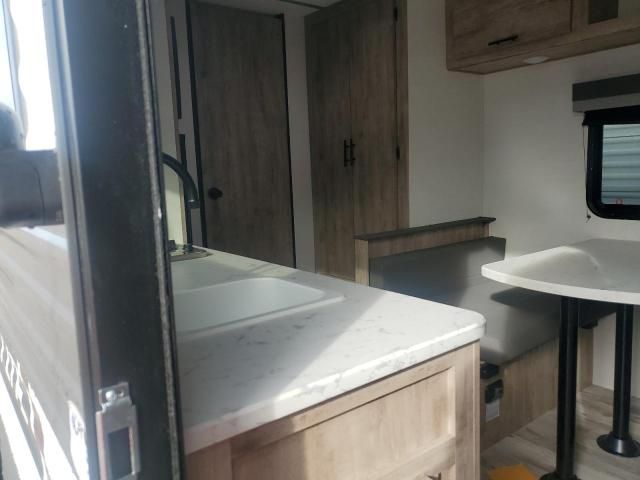 2025 Gulf Stream Trailer