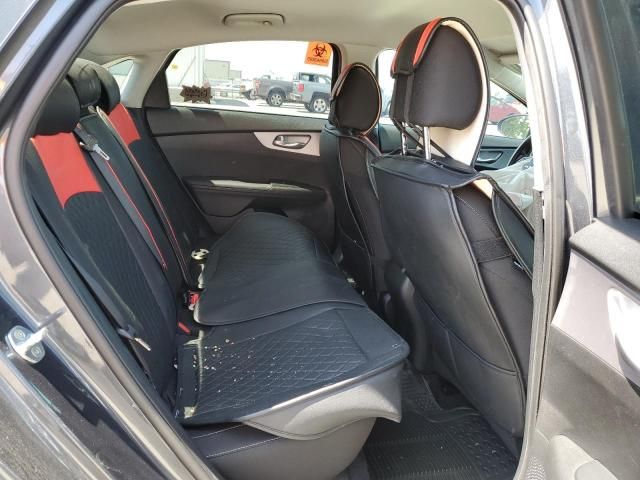2023 KIA Forte LX