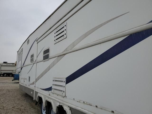 2006 LUX Camper