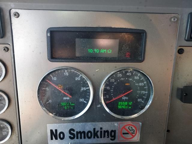 2016 Kenworth Construction T270