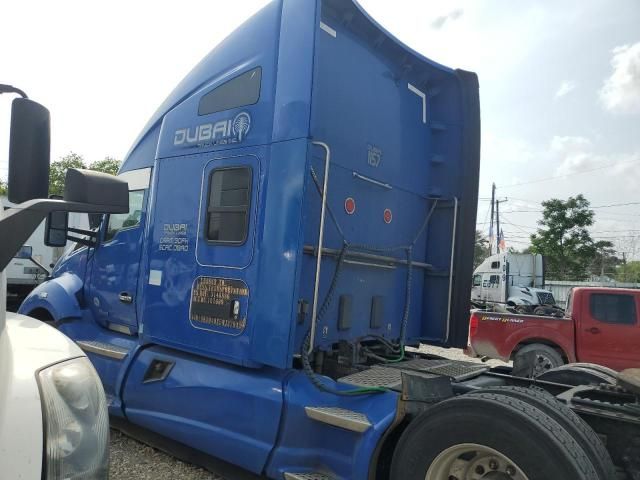 2022 Kenworth T680 Semi Truck
