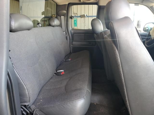 2003 GMC New Sierra C1500