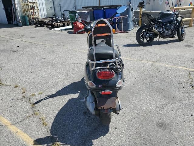 2001 Vespa M198F