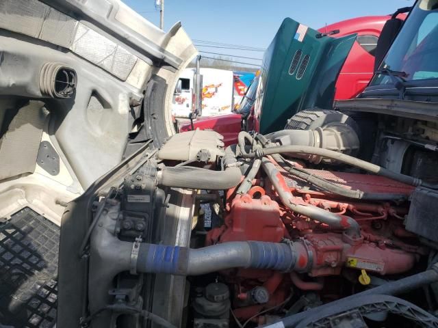 2016 Volvo VNL Semi Truck