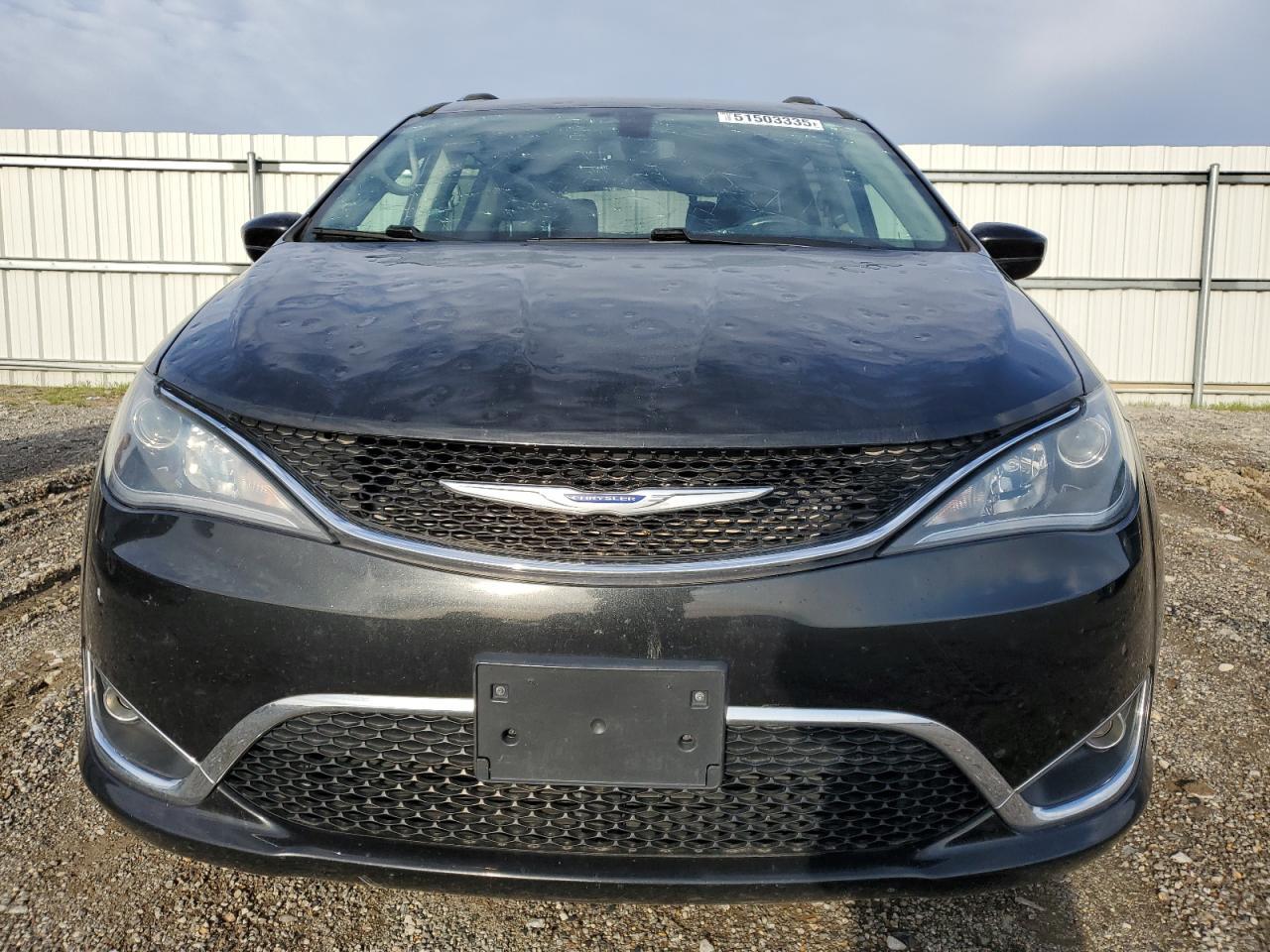 2019 Chrysler Pacifica Touring l