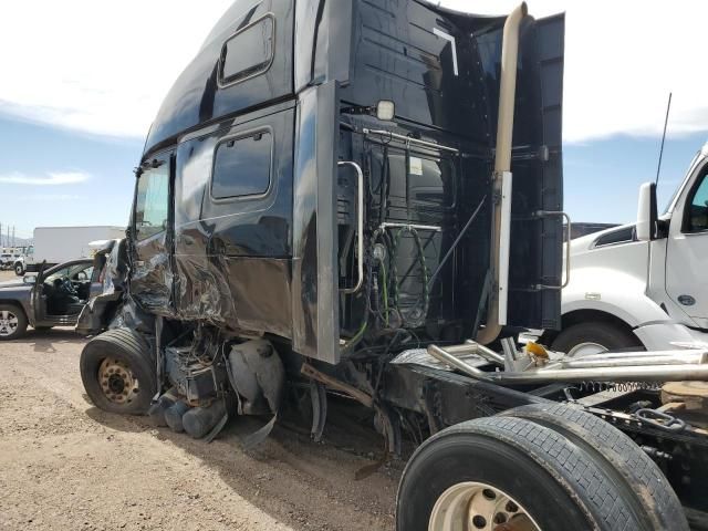 2023 Volvo VN VNL