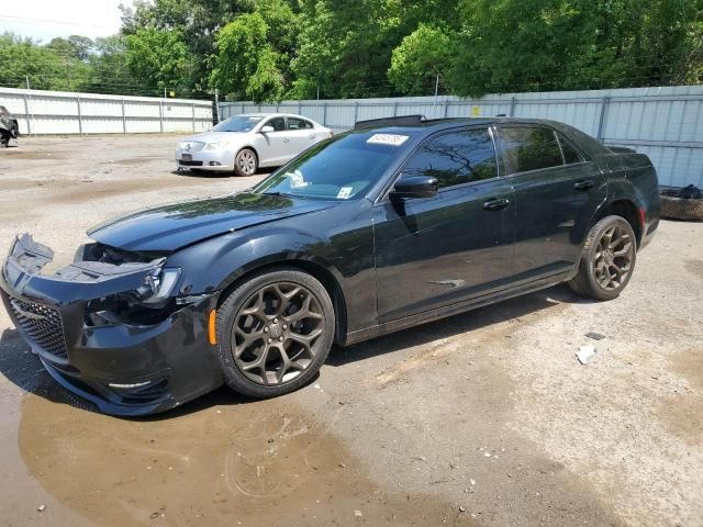 2018 Chrysler 300 S