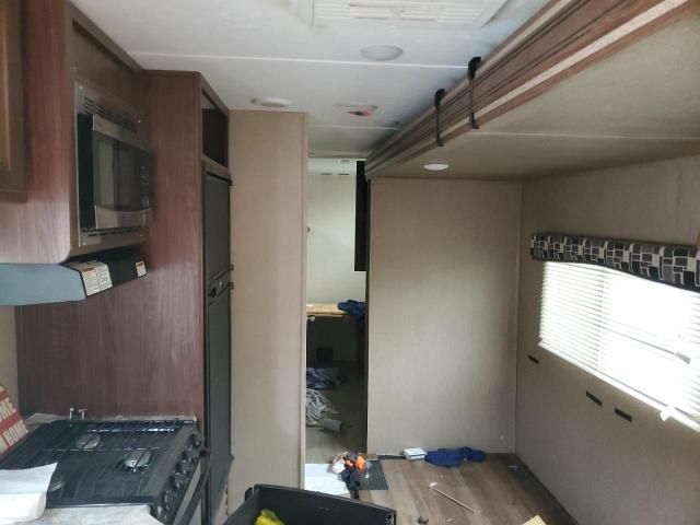 2017 Coleman MH4000